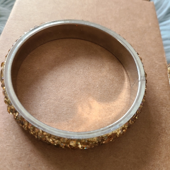 4 Stunning Chunky Bracelets - Picture 4 of 5